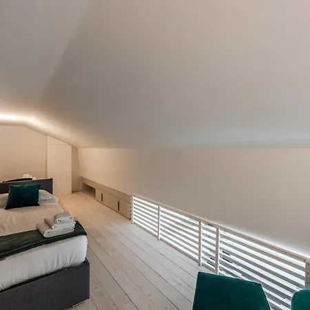 - Attico Vista Mare Con Terrazza E Piscina