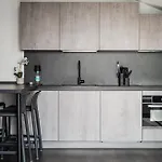 아파트 - Attico Vista Mare Con Terrazza E Piscina