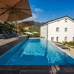 Апартаменты - Attico Vista Mare Con Terrazza E Piscina