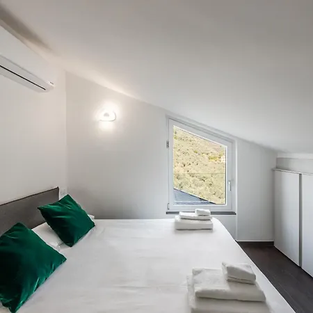 Апартаменты - Attico Vista Mare Con Terrazza E Piscina *