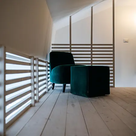 - Attico Vista Mare Con Terrazza E Piscina Apartman *
